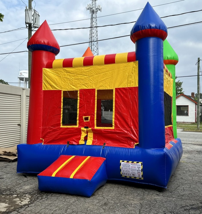 Primary Bounce House #114